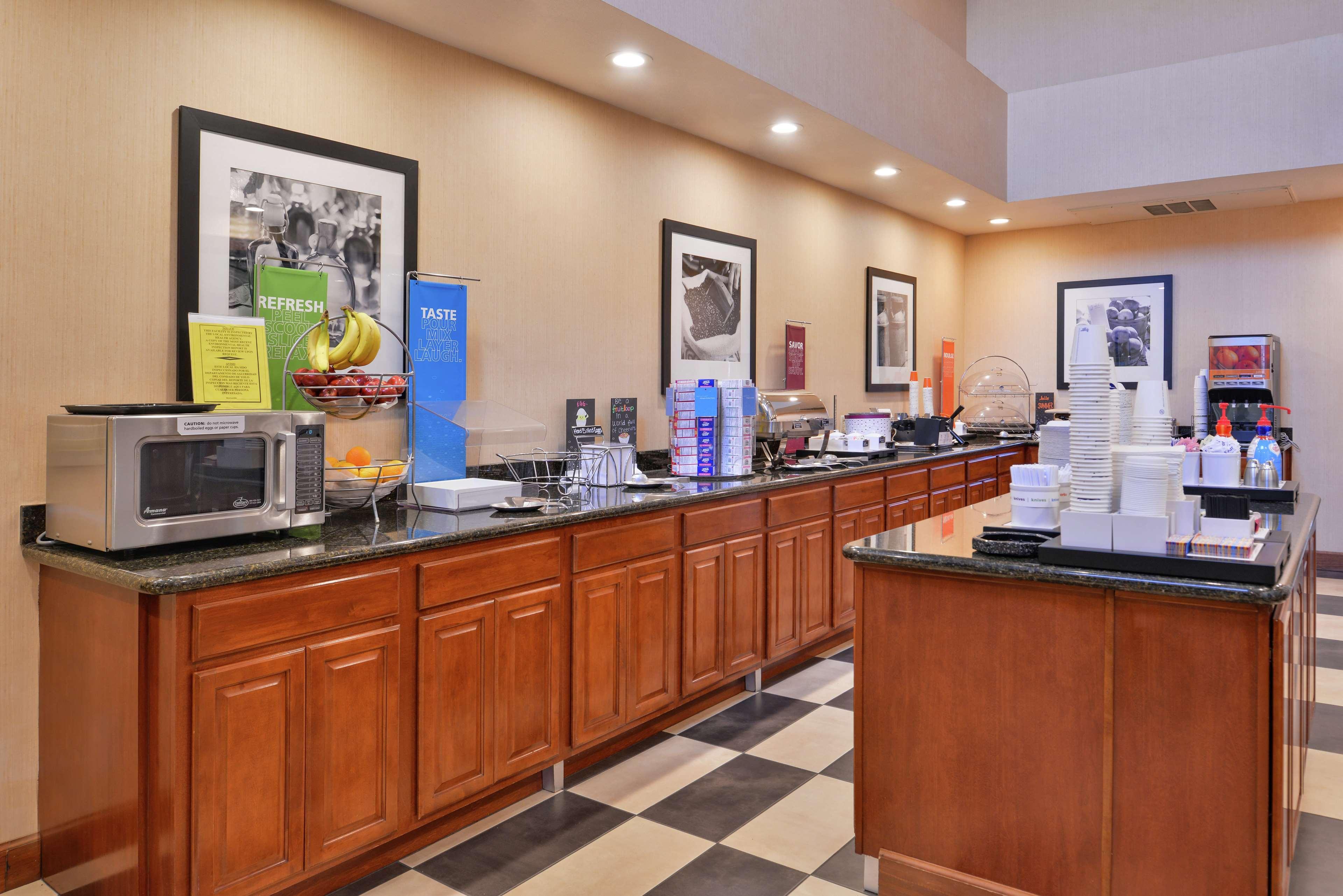 Hampton Inn & Suites Woodland-Sacramento Area Eksteriør billede